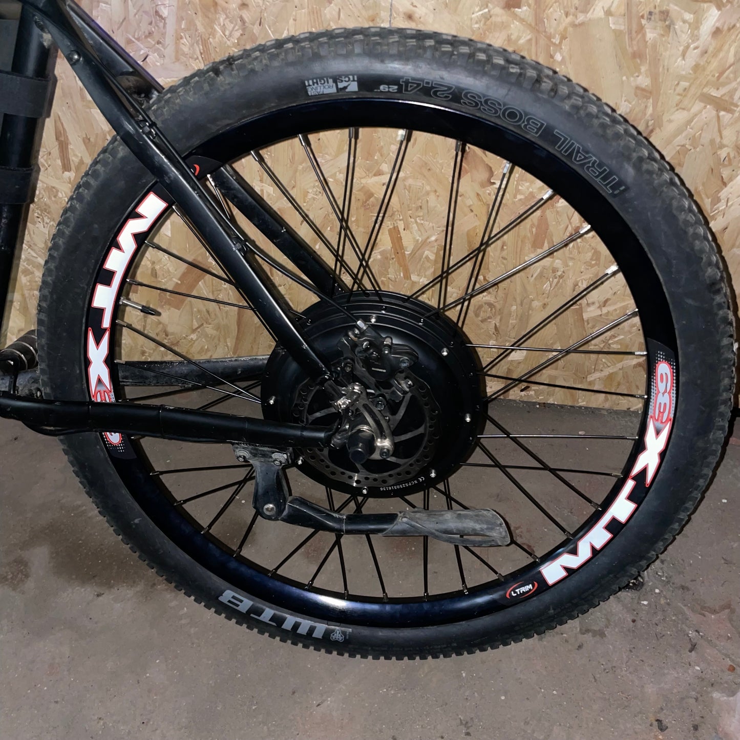 60V 2000W 24Ah Electric Bike – 29” | USB-C & USB Charging | Brand New