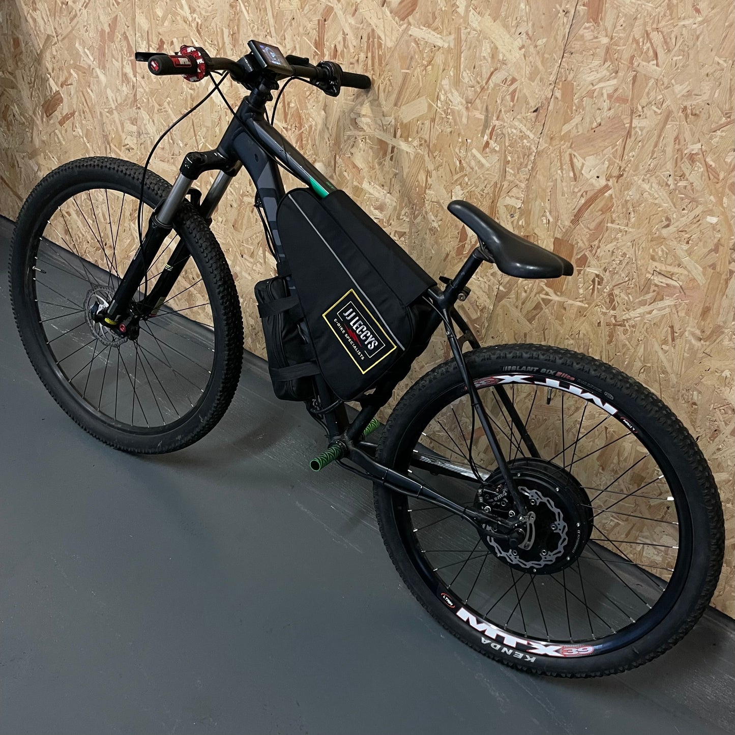 72V 30Ah 3000W MTX Rear-hub Cube E-Bike